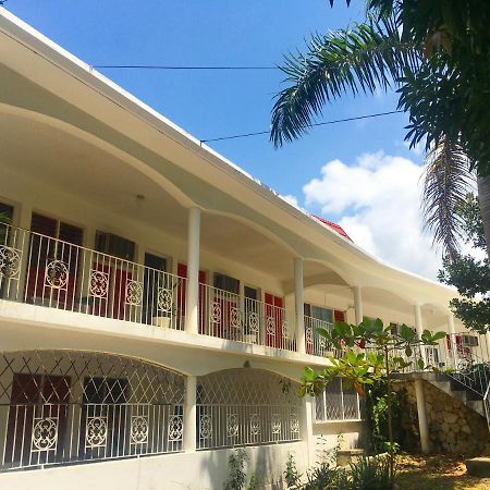 African Symbol Guest House Montego Bay Exterior foto