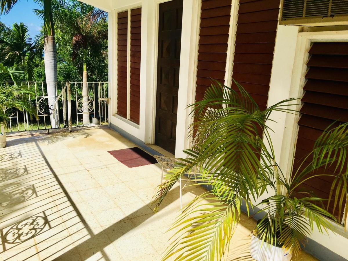African Symbol Guest House Montego Bay Exterior foto