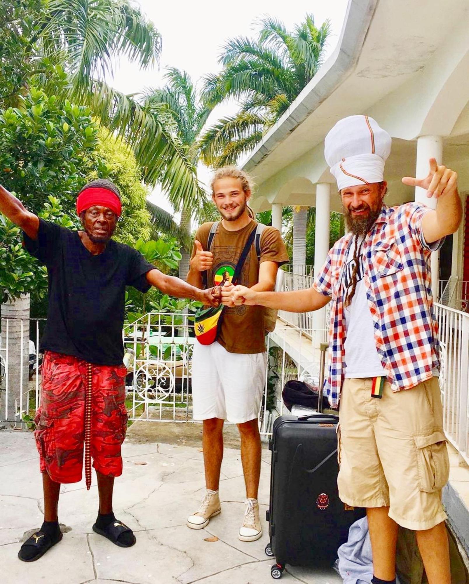 African Symbol Guest House Montego Bay Exterior foto